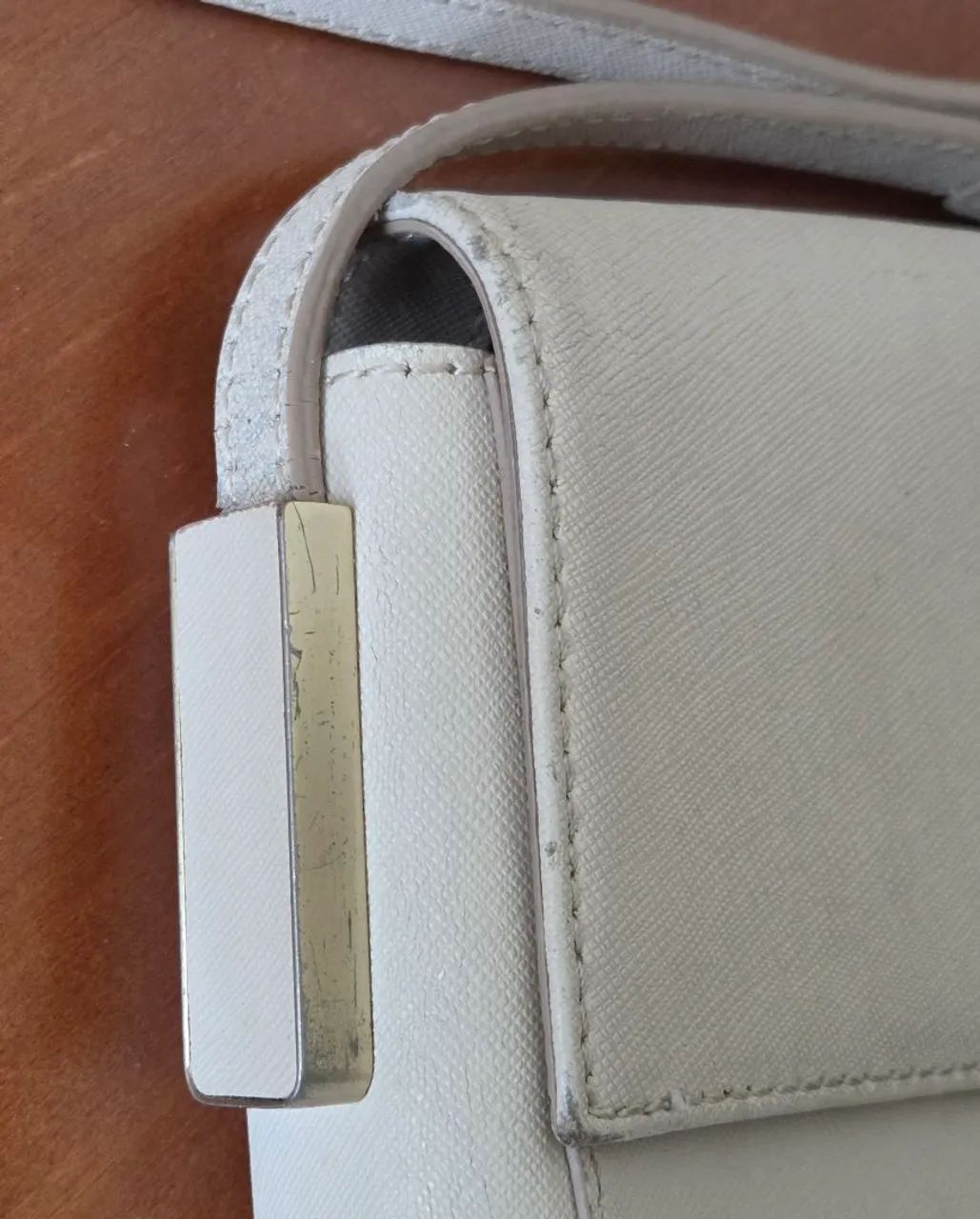Bolsa Calvin Klein Off White - Foto 4