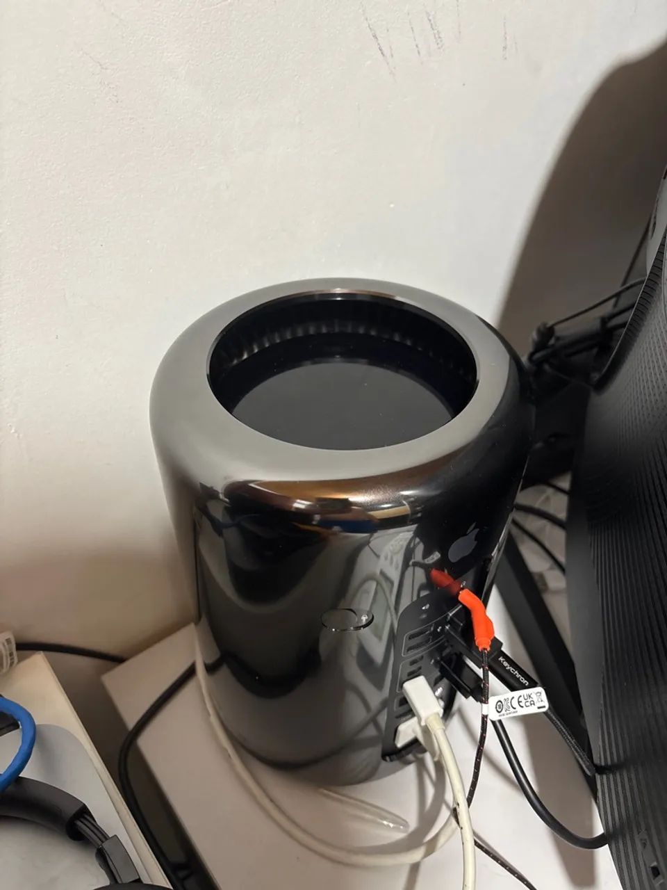 Mac Pro - Apple Computer64318042351235120