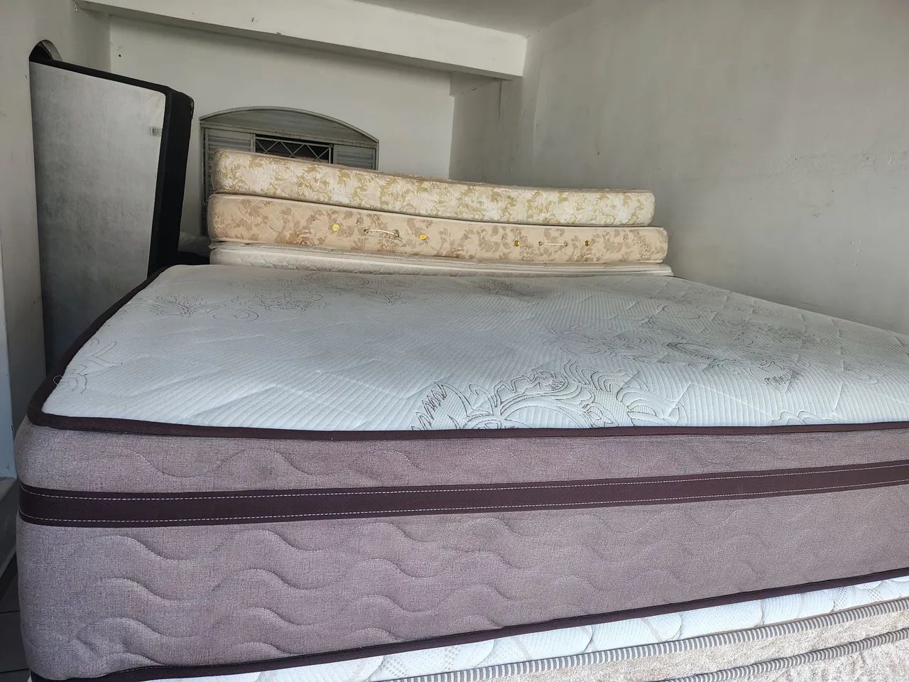 Colchão Queen 64187854985603123