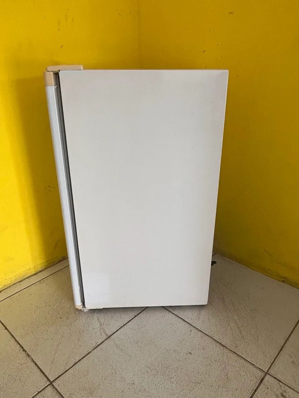 Frigobar Cônsul 64312210641794122