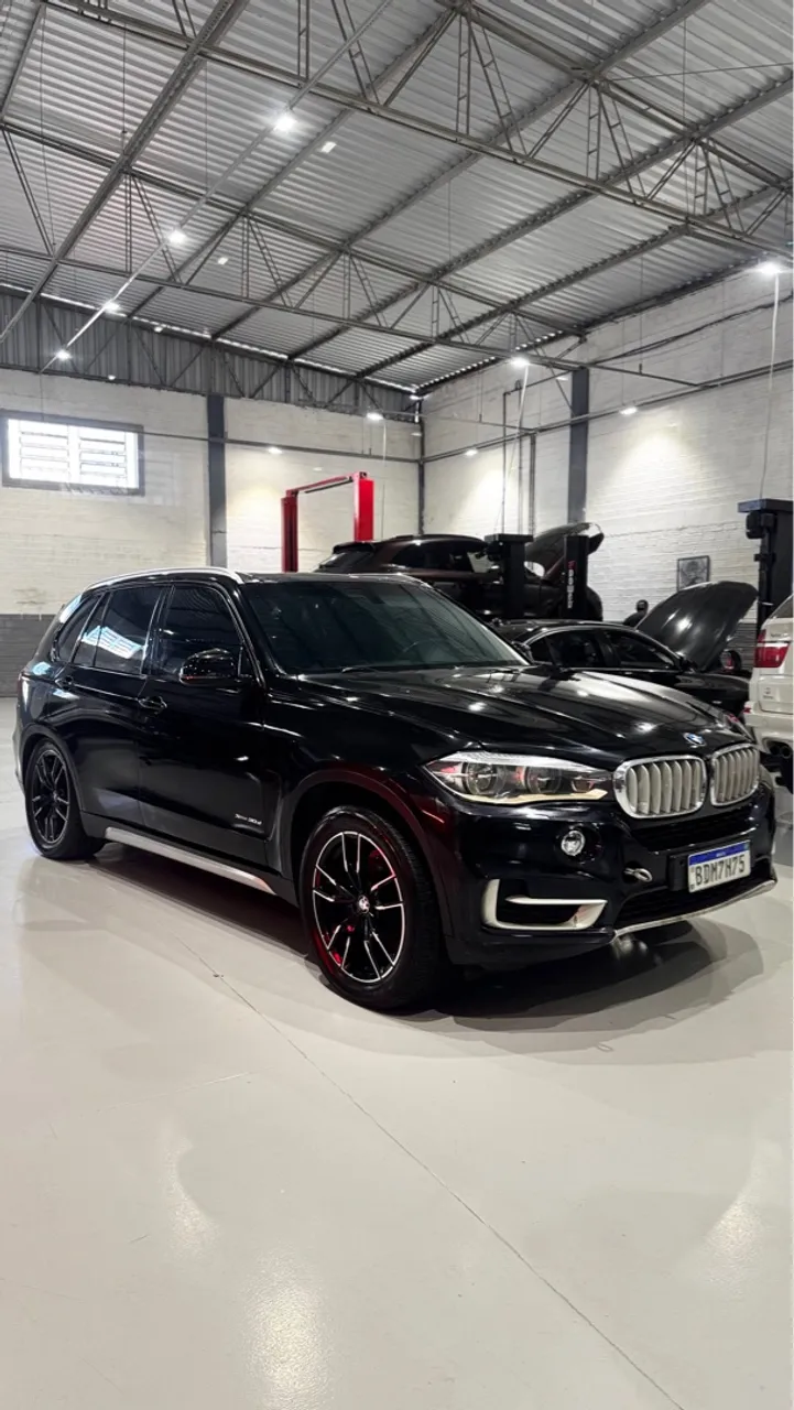 Vendo Bmw X5 Recuperado de alagamento