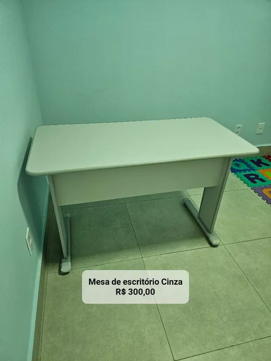 Mesa de Escritório Cinza