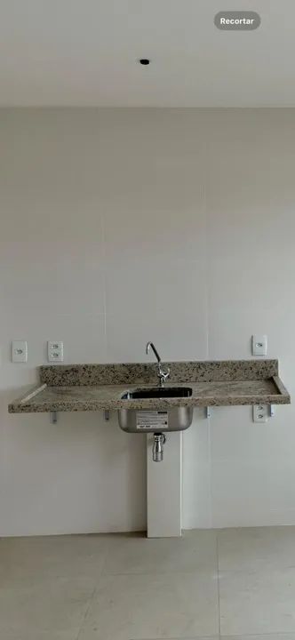 Pedra com cuba e torneira 1,40x60