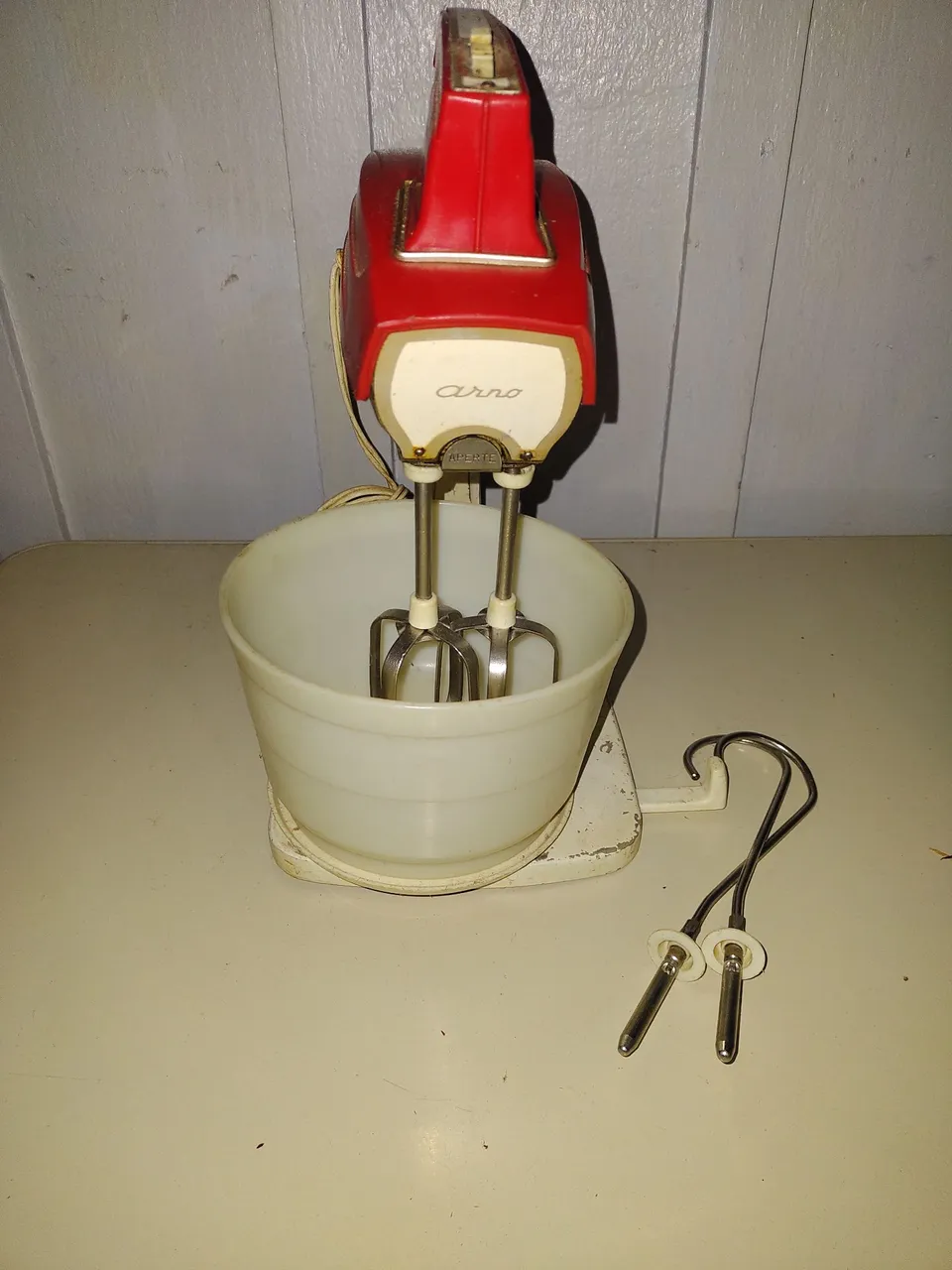 Batedeira Arno Antiga 220 volts