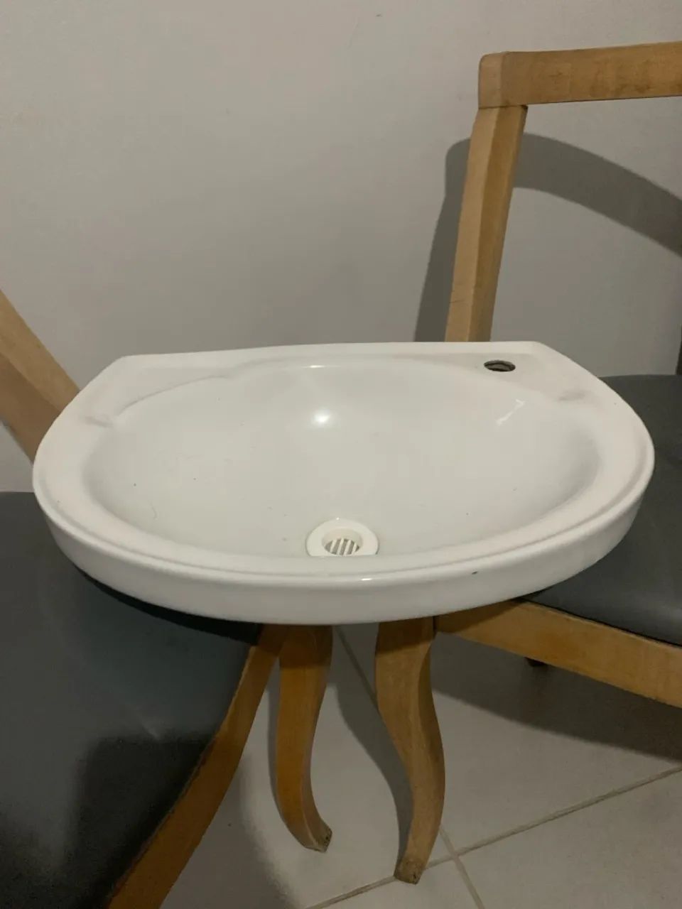 Cuba de cerâmica branca64840784408834123