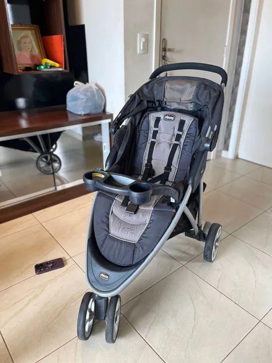 Carrinho de bebê CHICCO VIARO e bebê conforto  - Foto 3