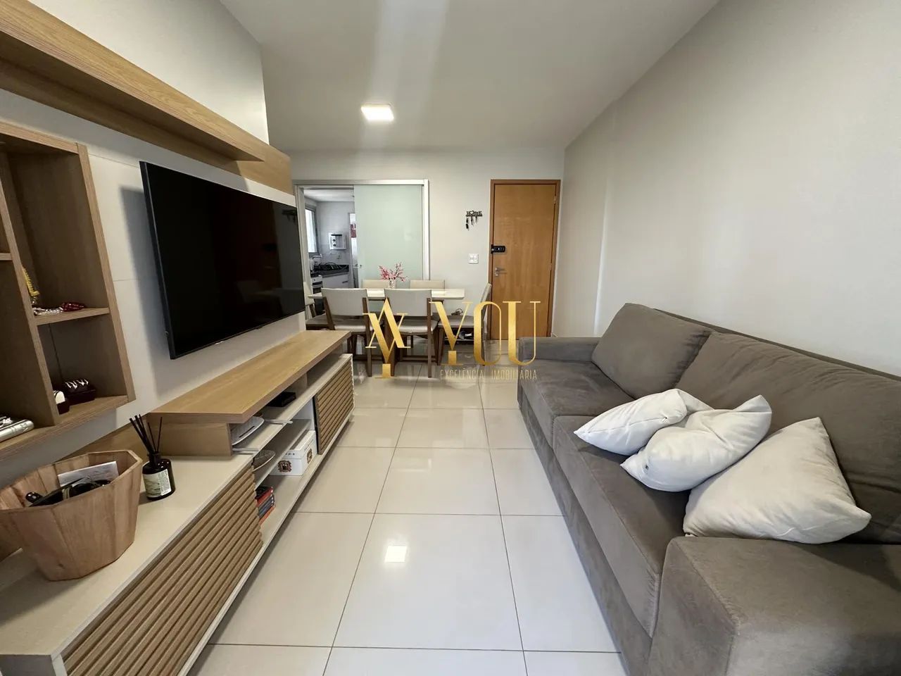 Apartamento com 02 quartos mais um home office disponível para locação próximo