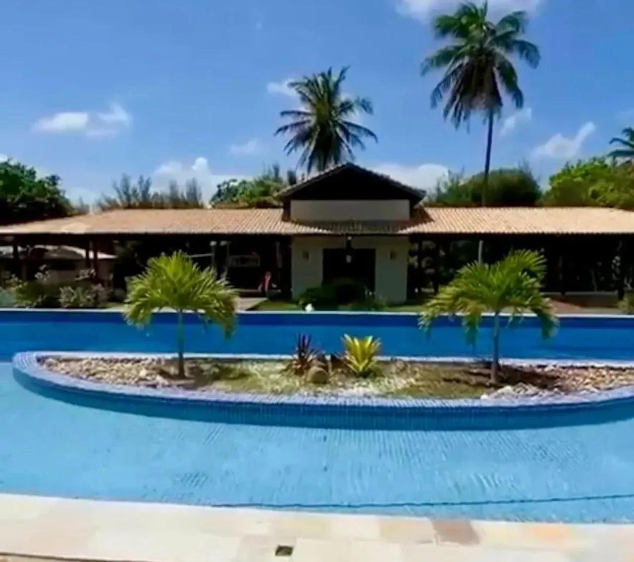 Lotes em condomínio fechado e próximo a belas praias em Cascavel - CE