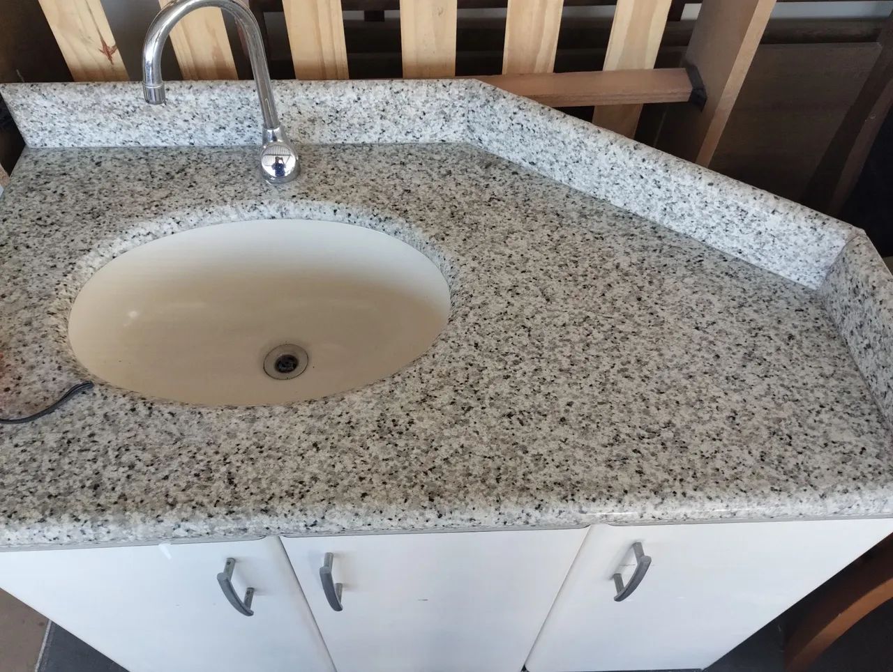 Cuba de granito com armário - Cubas e Pias - Sítio do Campo, Praia ...