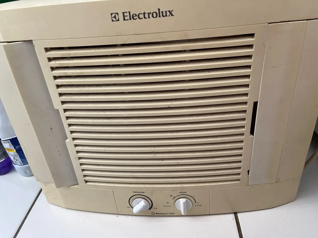 Vendo dois ar-condicionado
