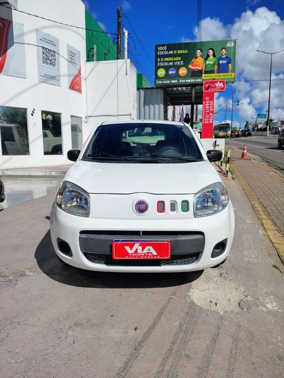 Fiat Uno vivace 1.0 2015 - Foto 3