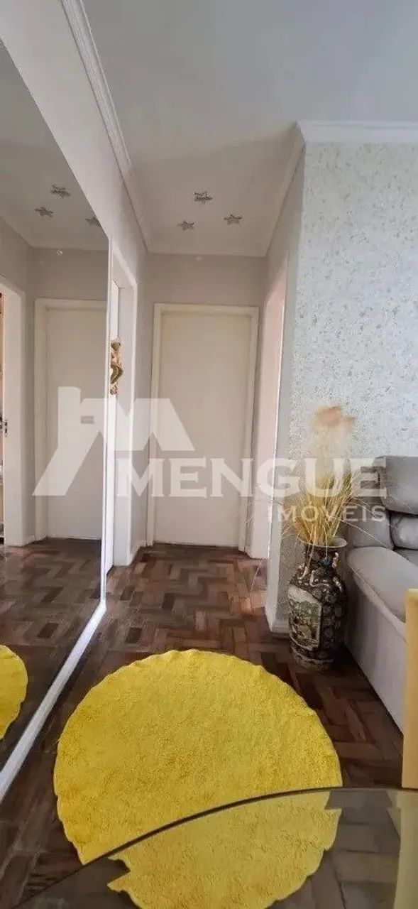 Apartamento com 2 dormitórios e 1 vaga à venda no bairro Humaitá, em Porto Alegre. - Foto 2