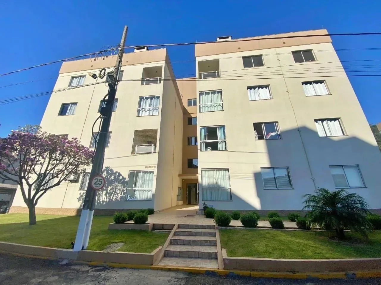 Apartamento para locação, Universitário, Chapecó, SC.