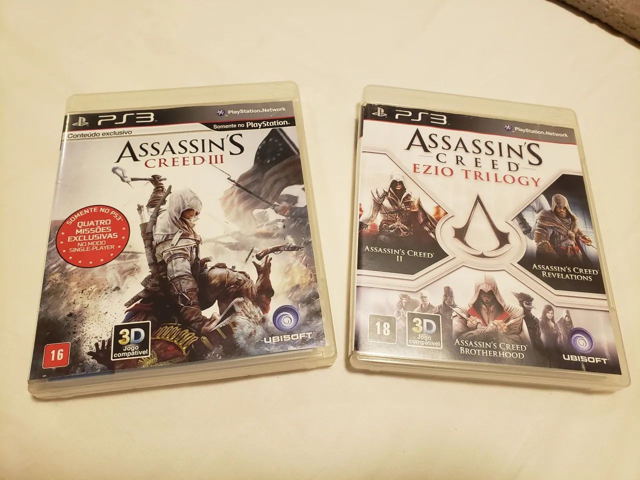Combo Assassins Creed III e Ezio Trilogy PS3 - Jogo Completo