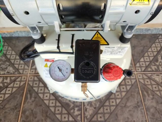 Compressor Odonto Schulz CSD 9/30 - Foto 5