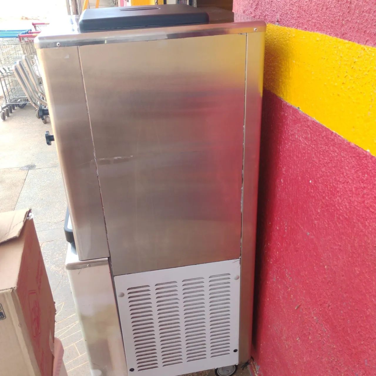 Máquina de sorvete  - Foto 6