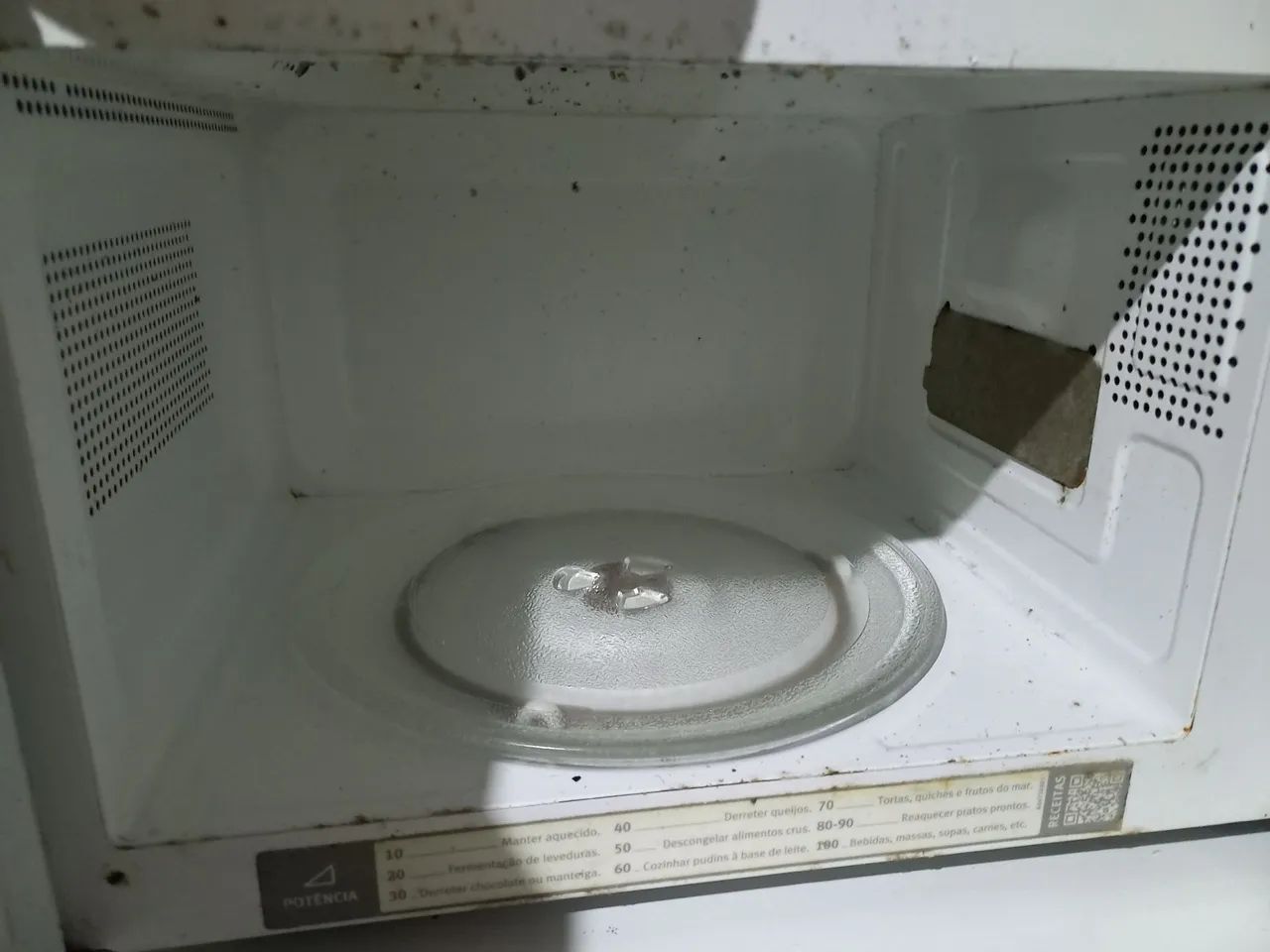 Micro-ondas Electrolux pra conserto - Foto 3