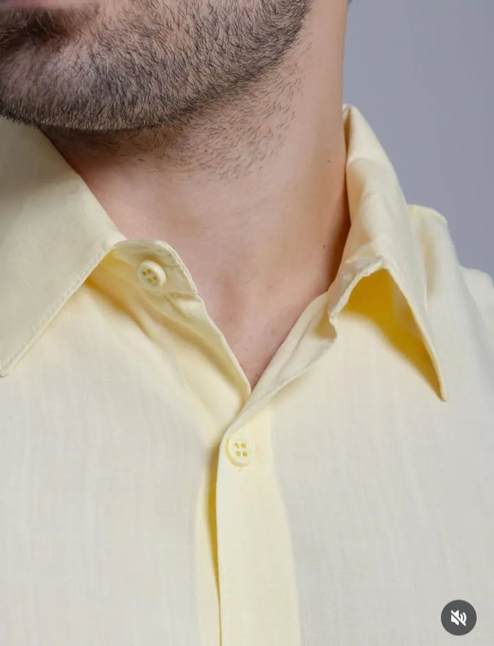 Camisa de Botão masculina lisa no tecido viscolinho e barramas  - Foto 5