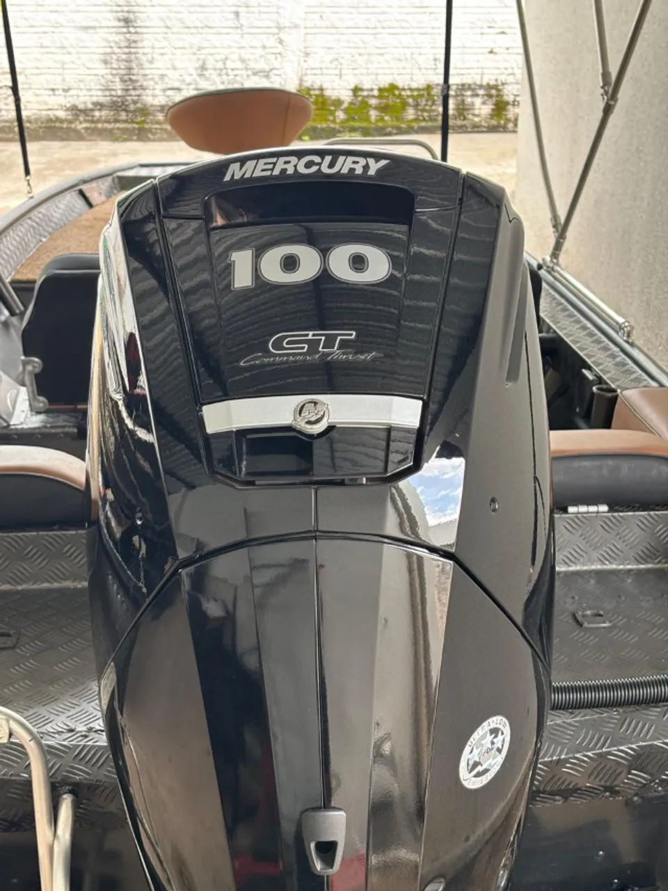 Oportunidade -Lancha 19 pés com motor Mercury 100 HP / 4 tempos 2024 nova - Foto 4