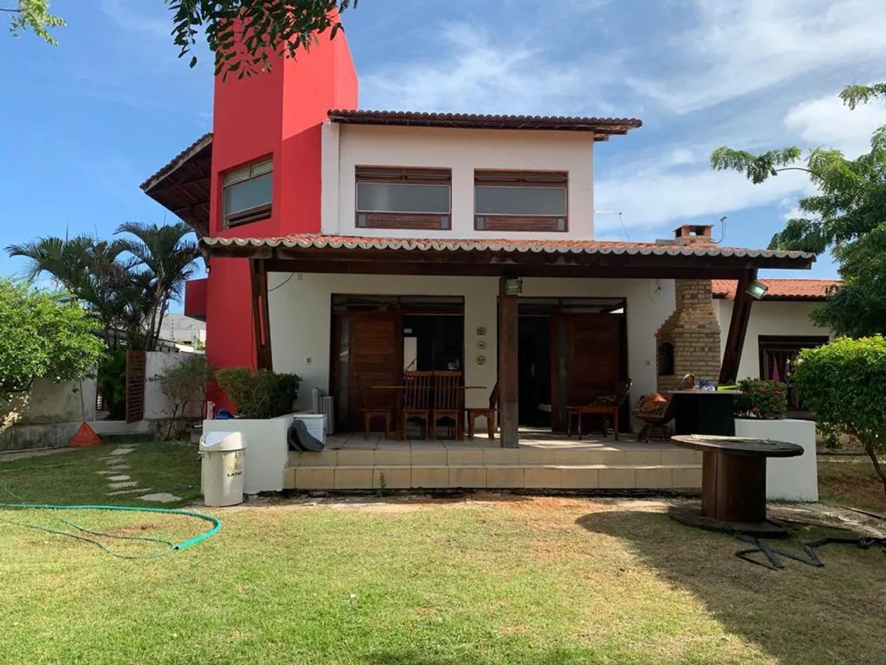 Casa para venda possui 400 metros quadrados com 1 quarto