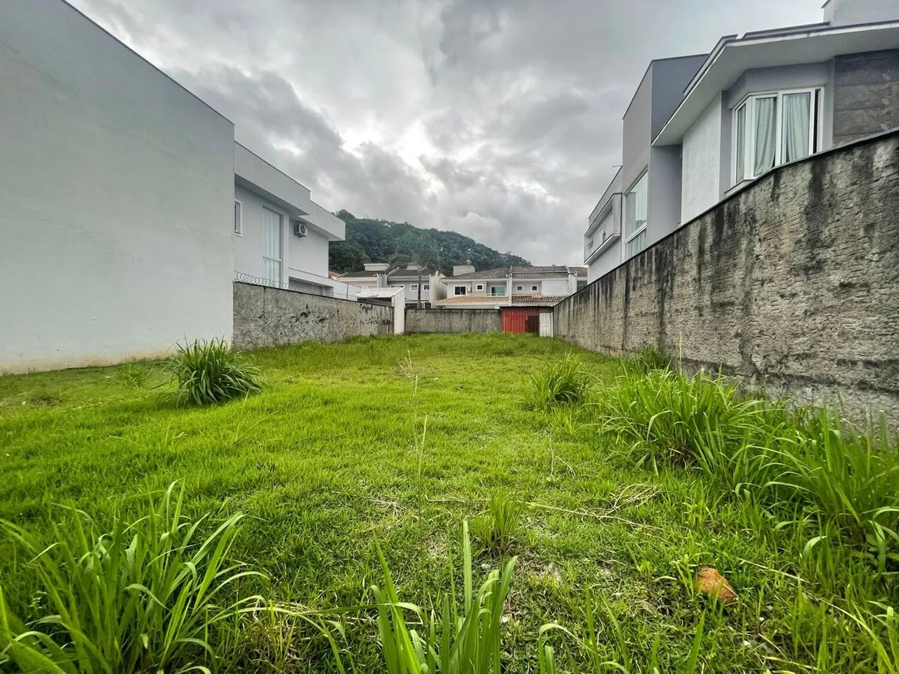 Terreno 12 x 30 plano +- 80 cm acima do nível da Rua - Foto 5