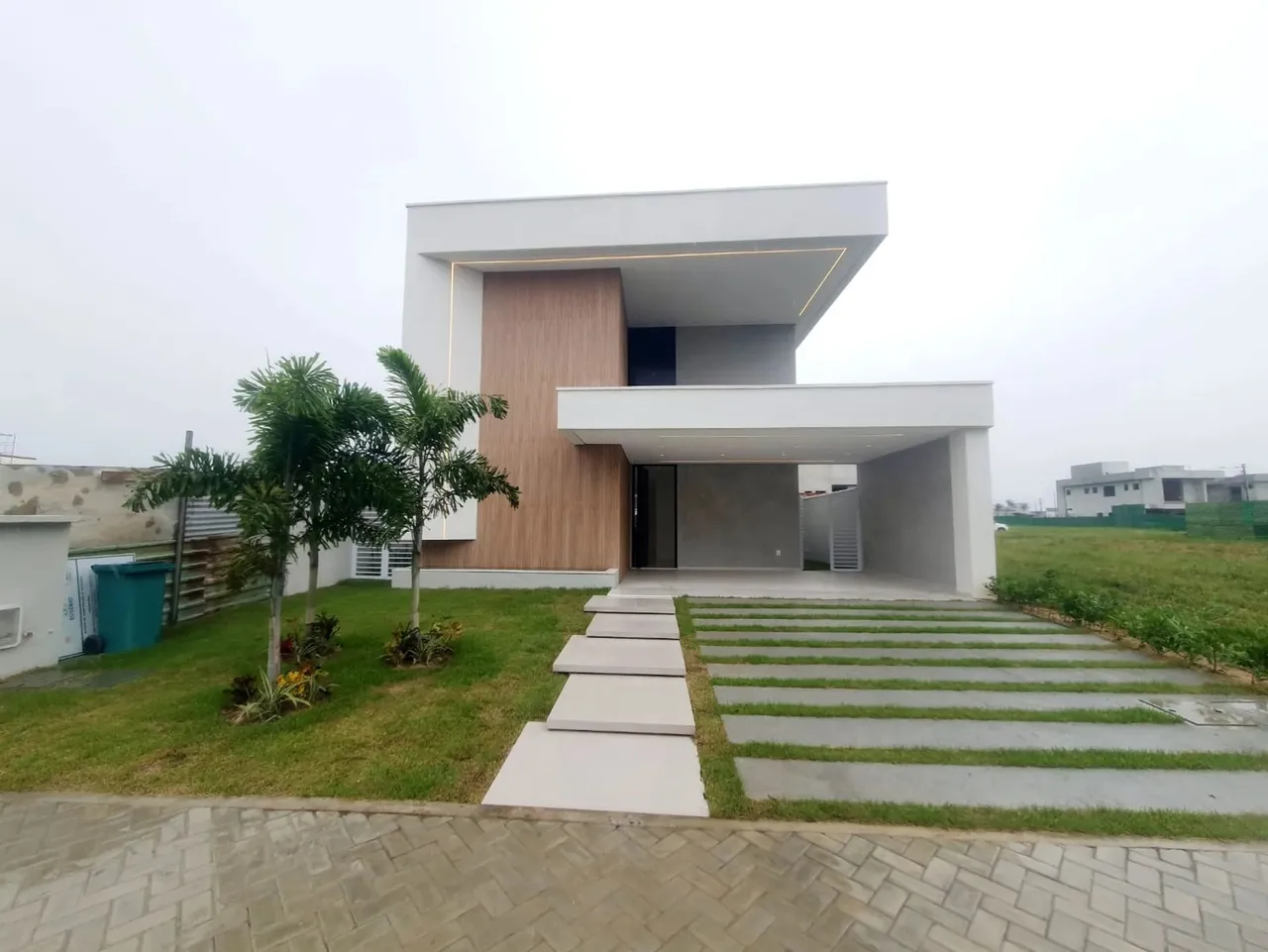 Casa Pronta Para Morar | 4 Suítes | Piscina | Acabamento Premium | Entrega Imediata! Cód.
