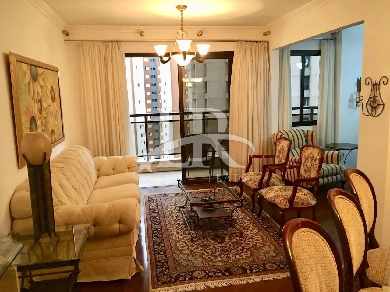 LR Flats - Flatt 3 dormitórios com suíte para locação ou venda em Moema