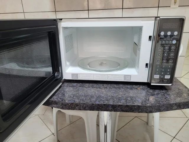 MICRO ONDAS ELECTROLUX - 20L - Foto 2