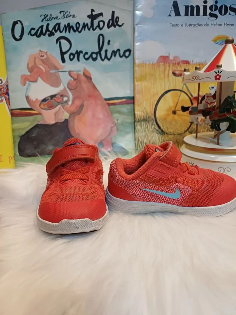 Tênis baby Nike revolution 3 semi-novo, laranja com detalhe em azul, tam.19,5. - Foto 3