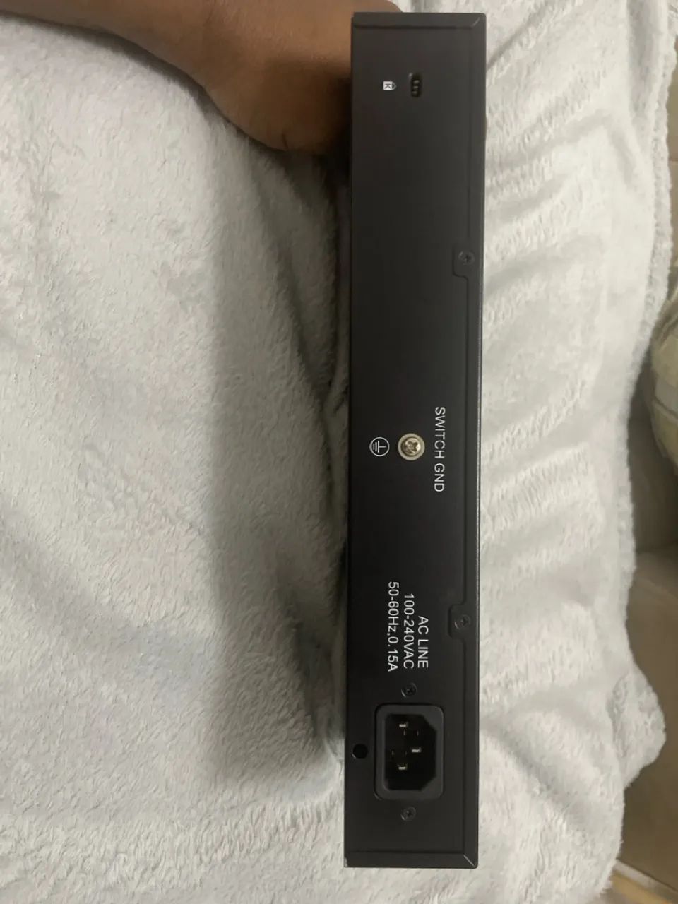 VENDO Switch de rede D-link Des -1024D com 24 10/100 MBPS - Foto 4