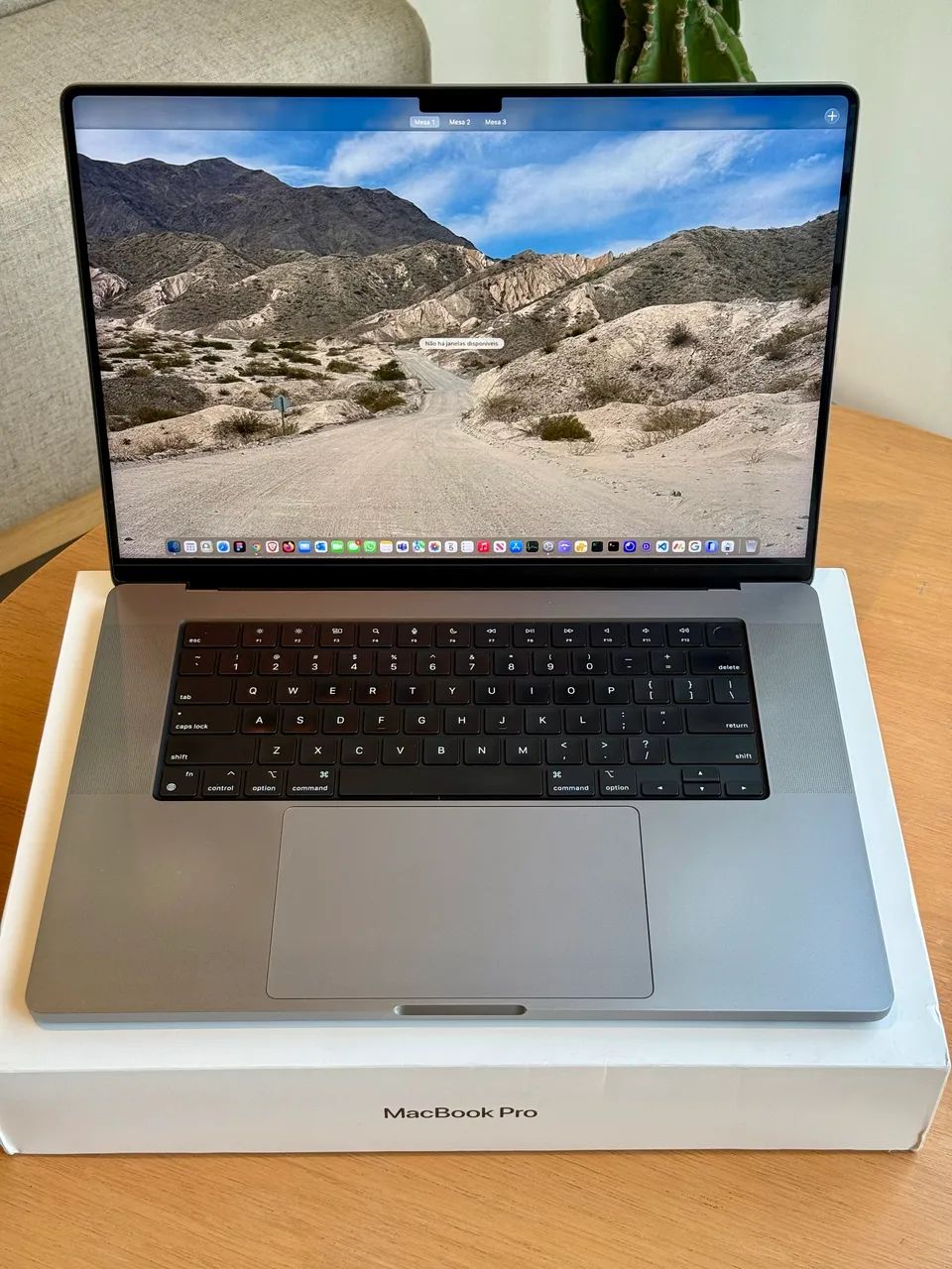 Apple Macbook Pro M1 Max 16インチ32GB/1TB Apple Macbook Pro M1 Max 16,2