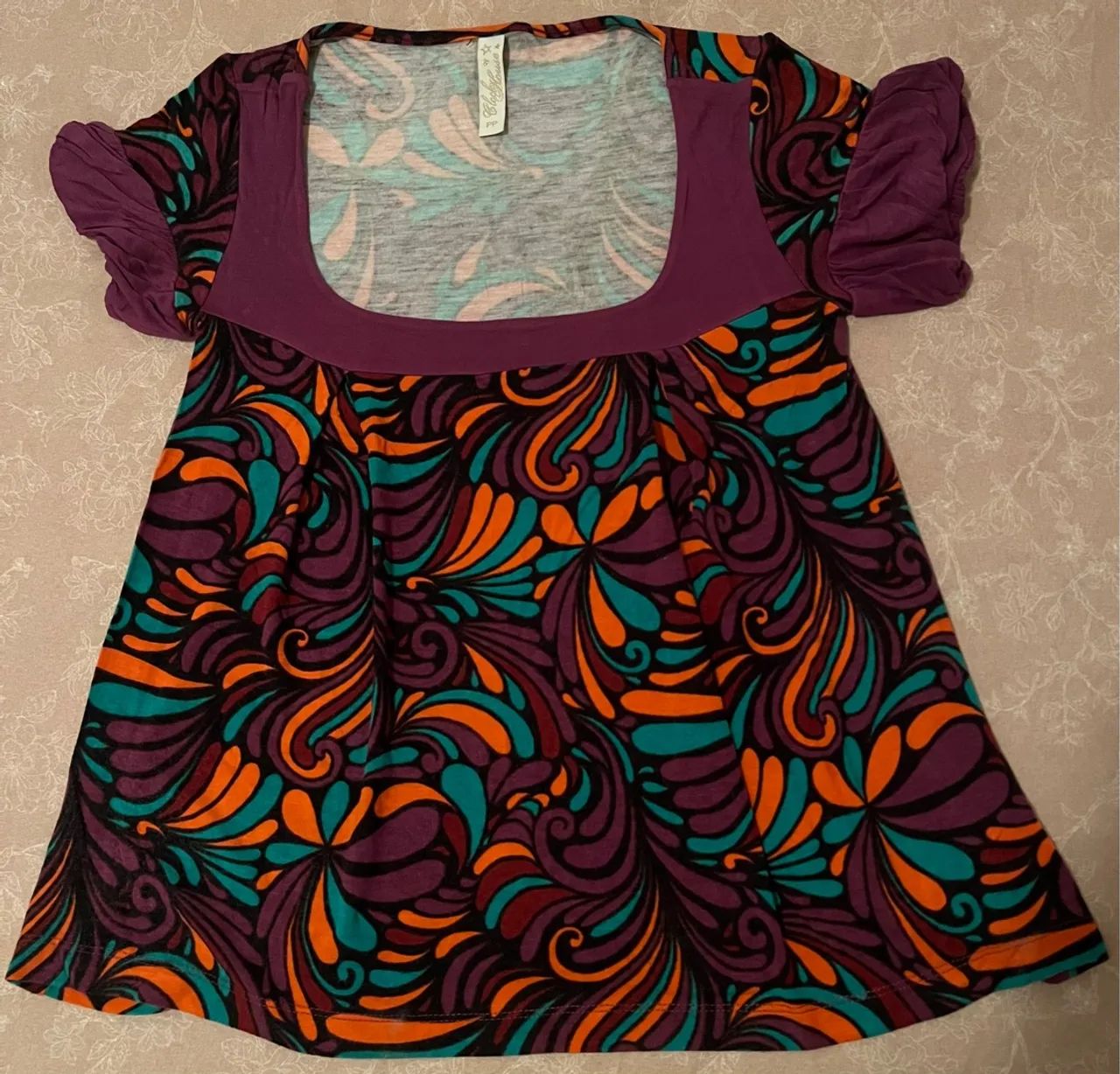 Blusa Estampada com Mangas Curtas - Tamanho PP