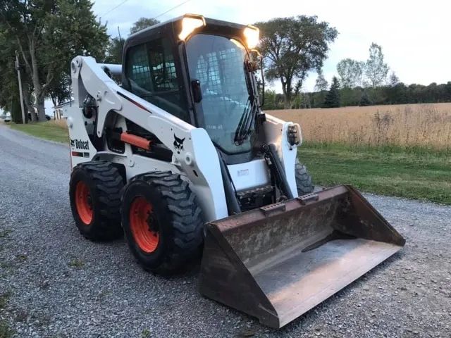 Mini carregadeira Bobcat 2015 (repasse) - Foto 2