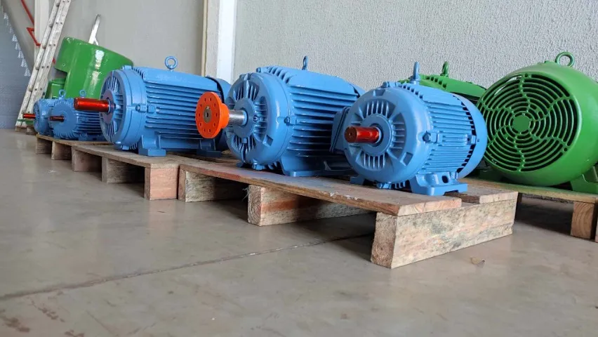 Motor elétrico Weg. linha completa de motores e redutores.