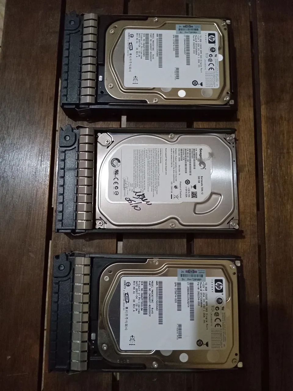 Vendo 3 hds SAS64374415602818120