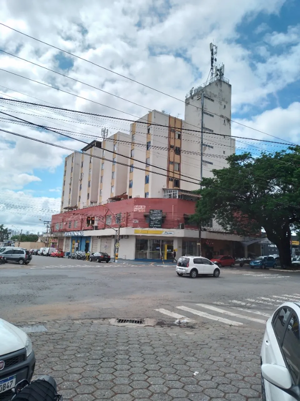 Apto e sala com - Goiania Av. Pio VII