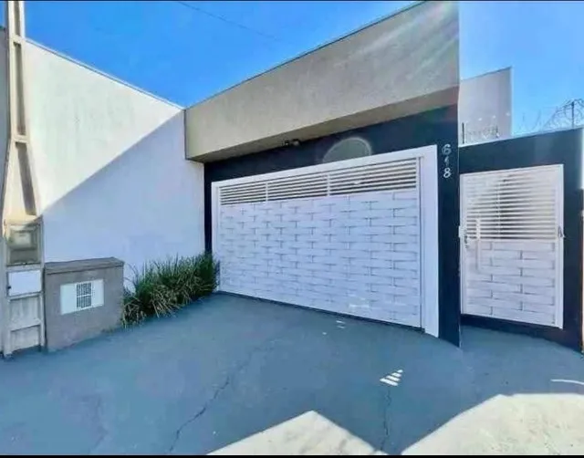 VENDO ESSA CASA NO CIDADE NOVA,ATRÁS DO AR FRIO PEÇAS E ACESSÓRIOS - CASA VAZIA