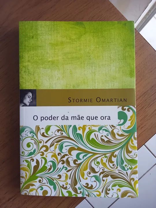 Livro O PODER DA MAE QUE ORA