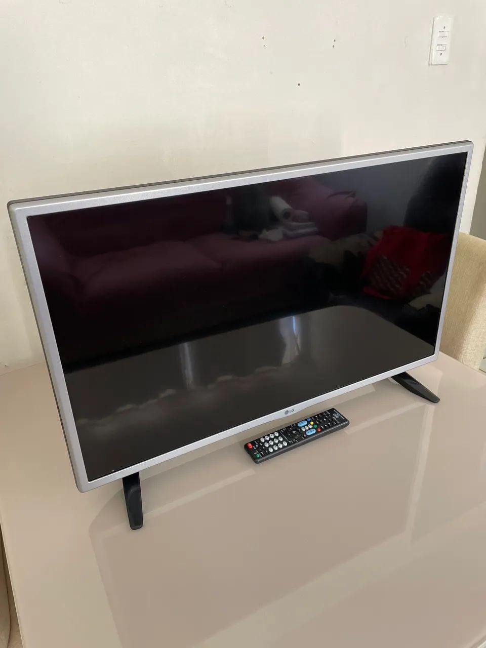 LG 32-inch Smart TV - Excellent Condition64313035758466123