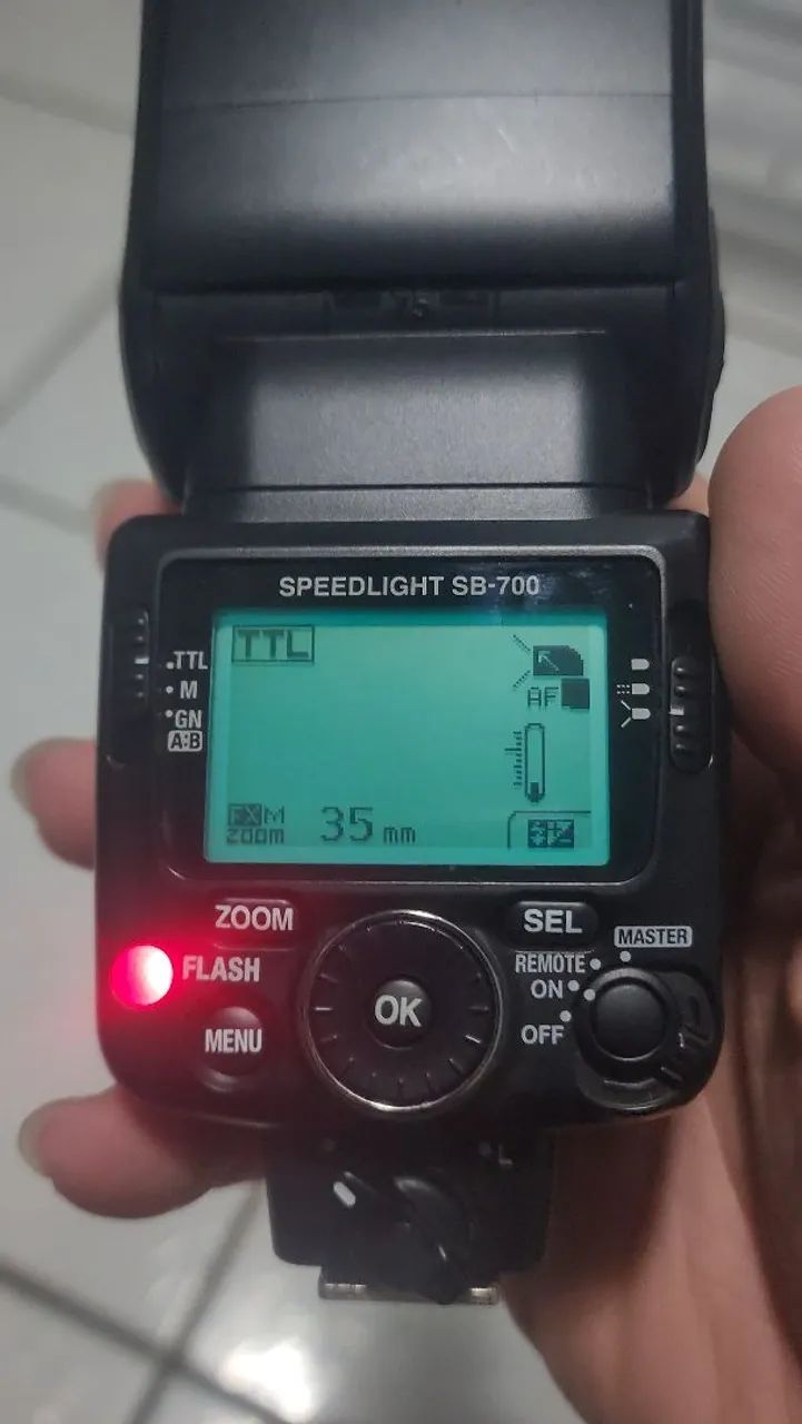 Flash Nikon SB-700 AG Speedlight - Foto 4