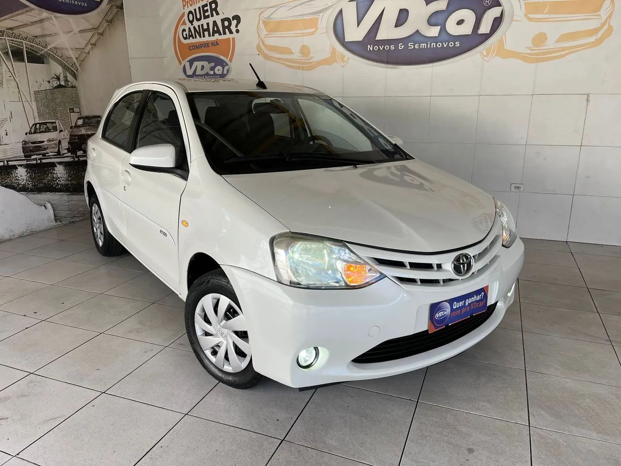 TOYOTA ETIOS XS