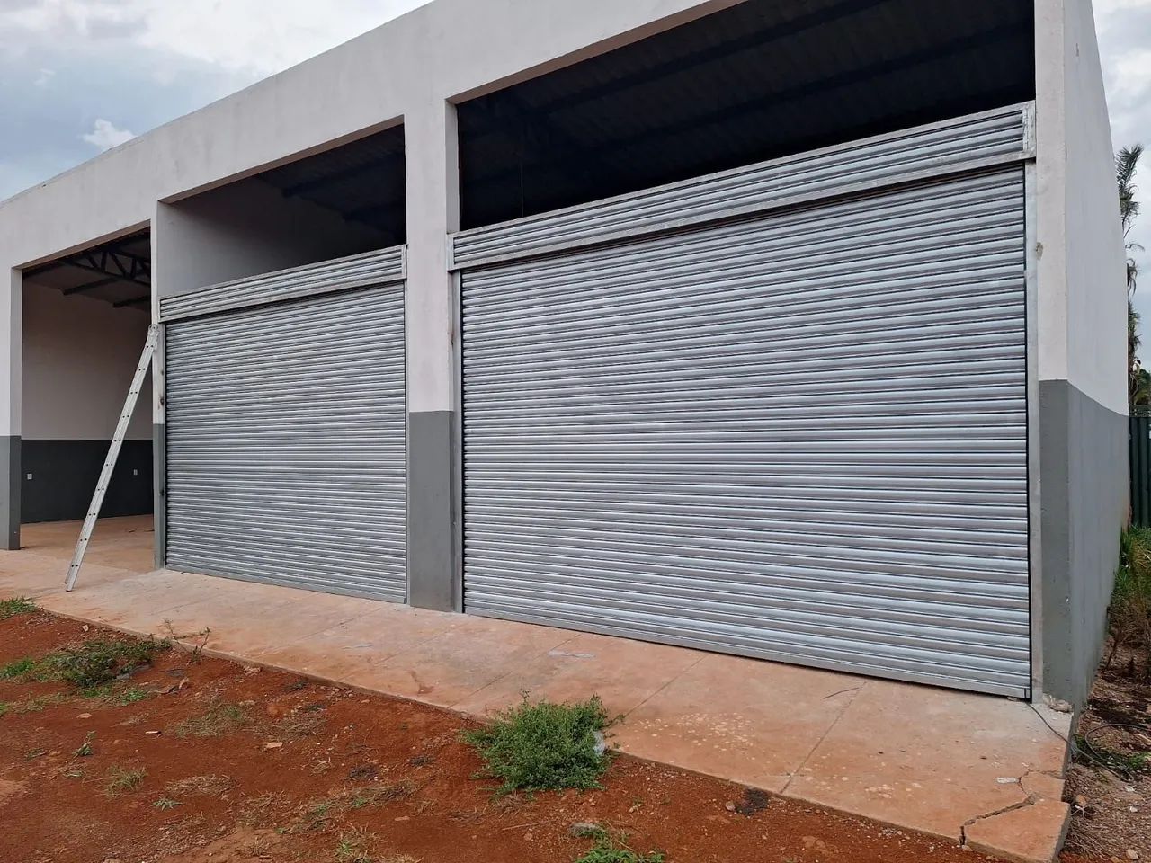 Vendo portas de enrolar automática  - Foto 2