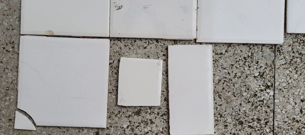 Azulejos brancos vintage 16 peças  - Foto 4