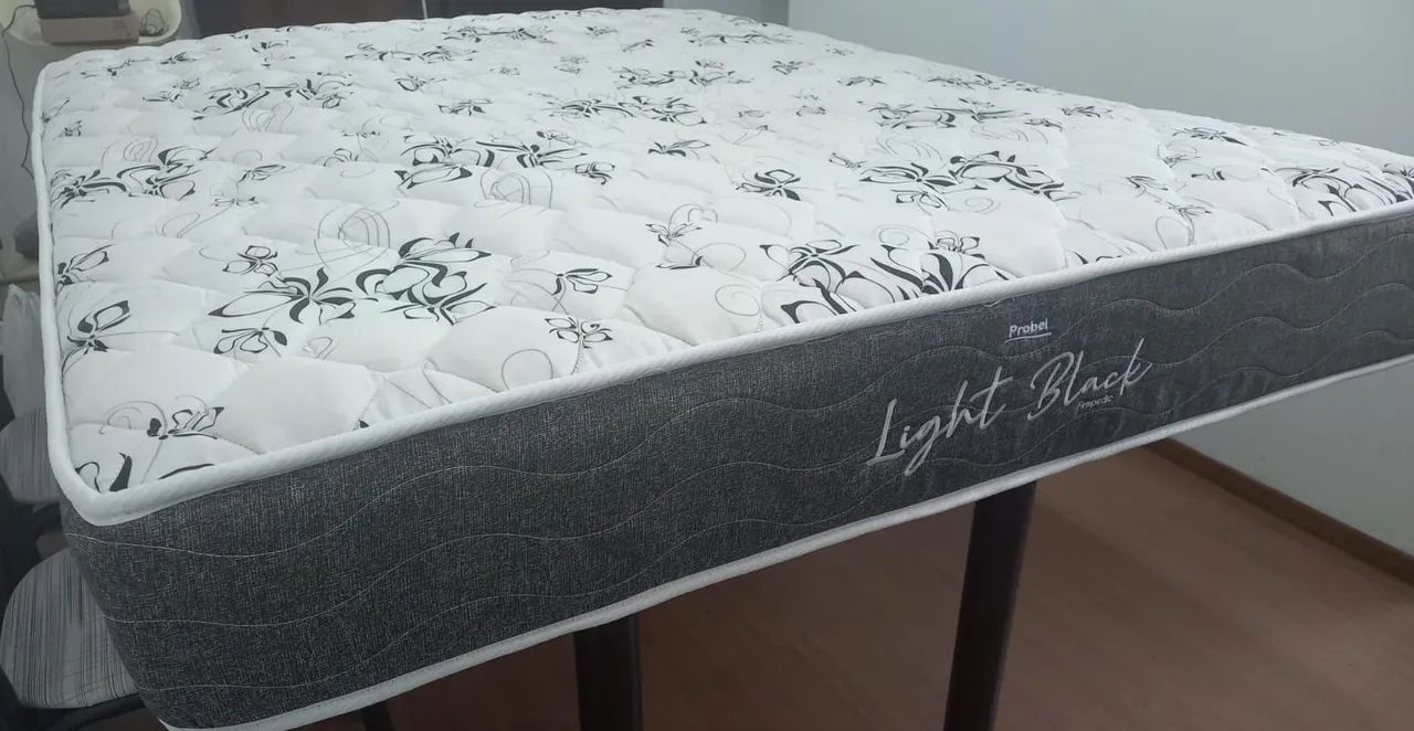 COLCHÃO CASAL PROBEL LIGHT BLACK EM EXCELENTE ESTADO (FRETE GRÁTIS PARA CURITIBA) - Foto 2