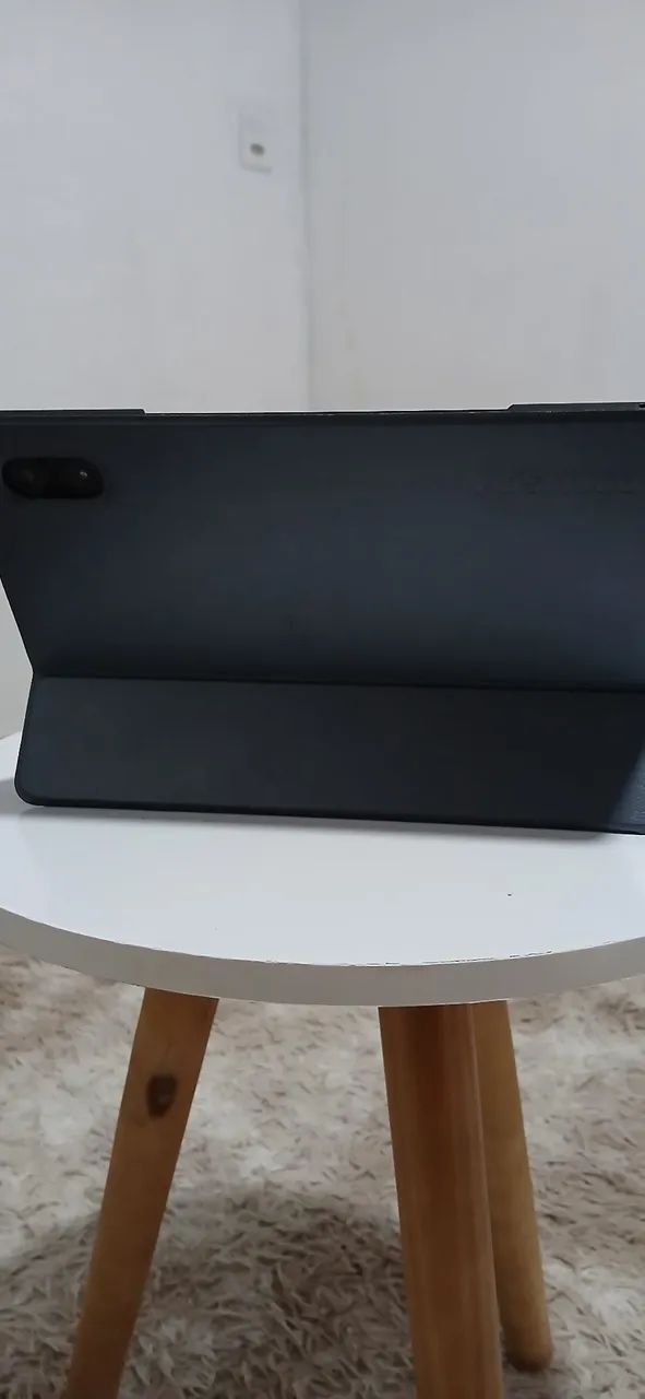 Tablet com Teclado - semi novo - Foto 2