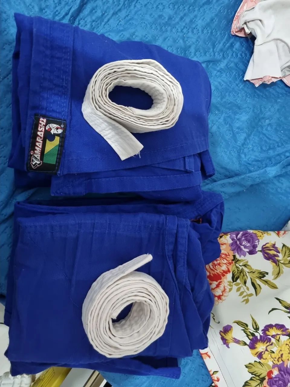 Dois Kimonos de Judô Yamarashi - Tamanho Infantil 11 anos. - Foto 4