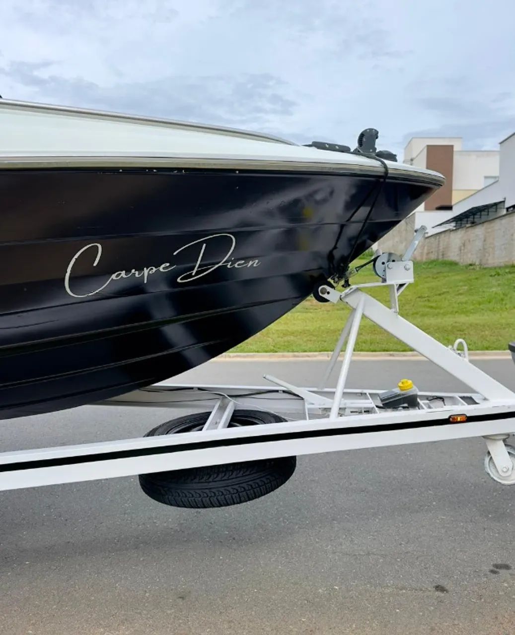 Lancha Ventura Confort 21 pés, motor Mercury 200hp V6 - Foto 3