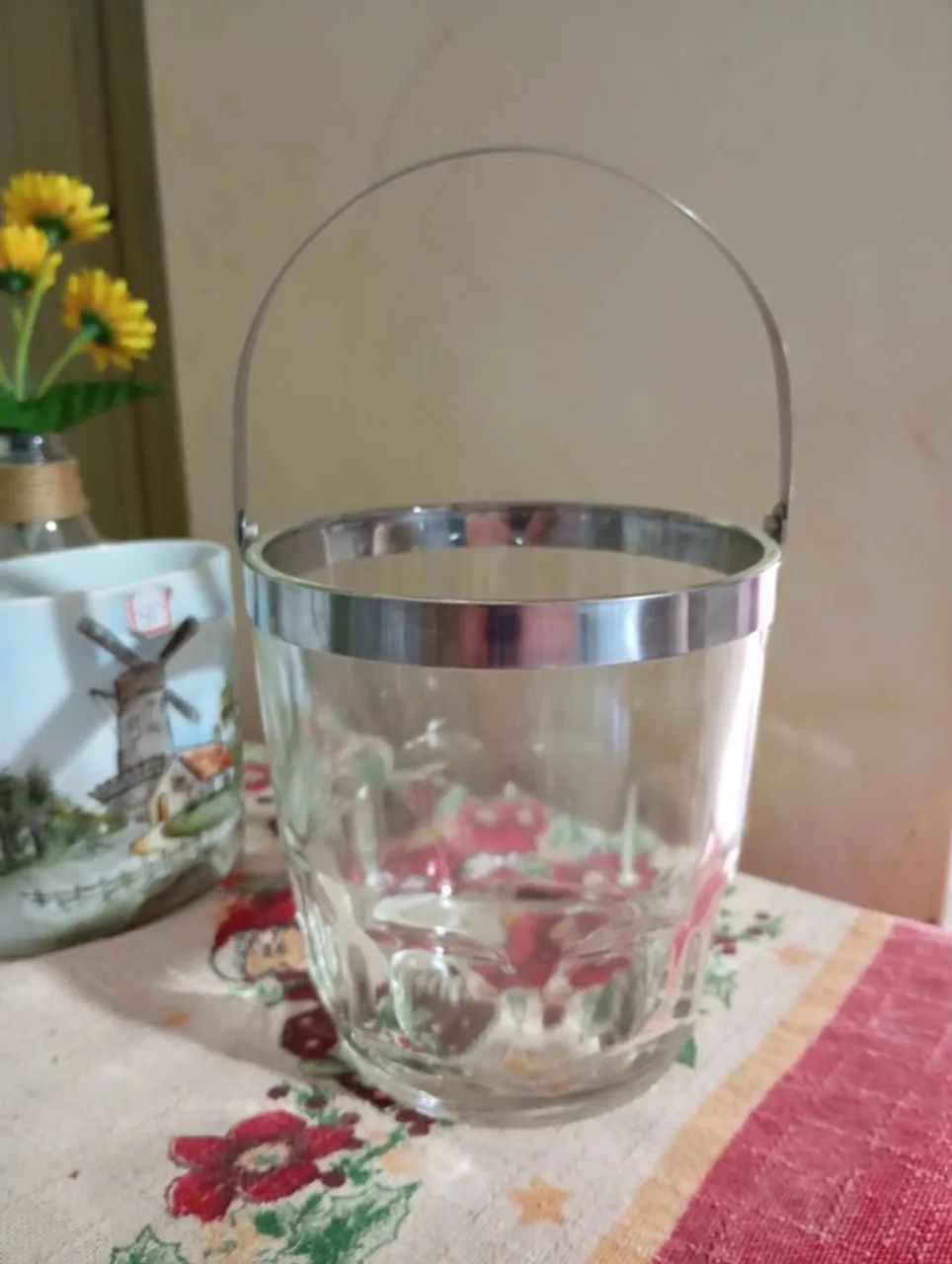 balde de gelo antigo anos 80 em vidro e alça inox