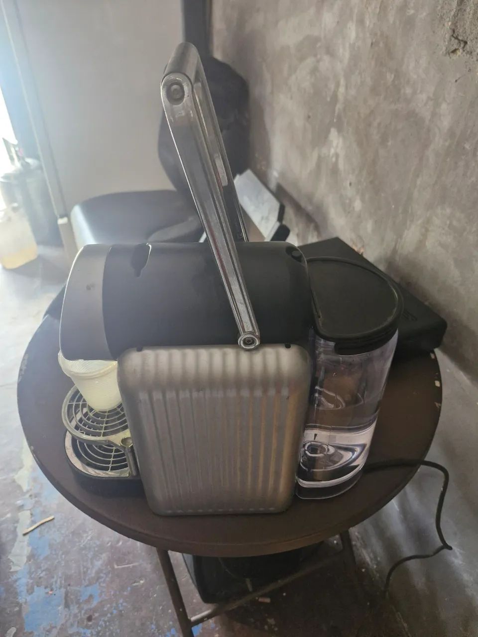 Cafeteira Nespresso - Para um café perfeito! - Foto 3