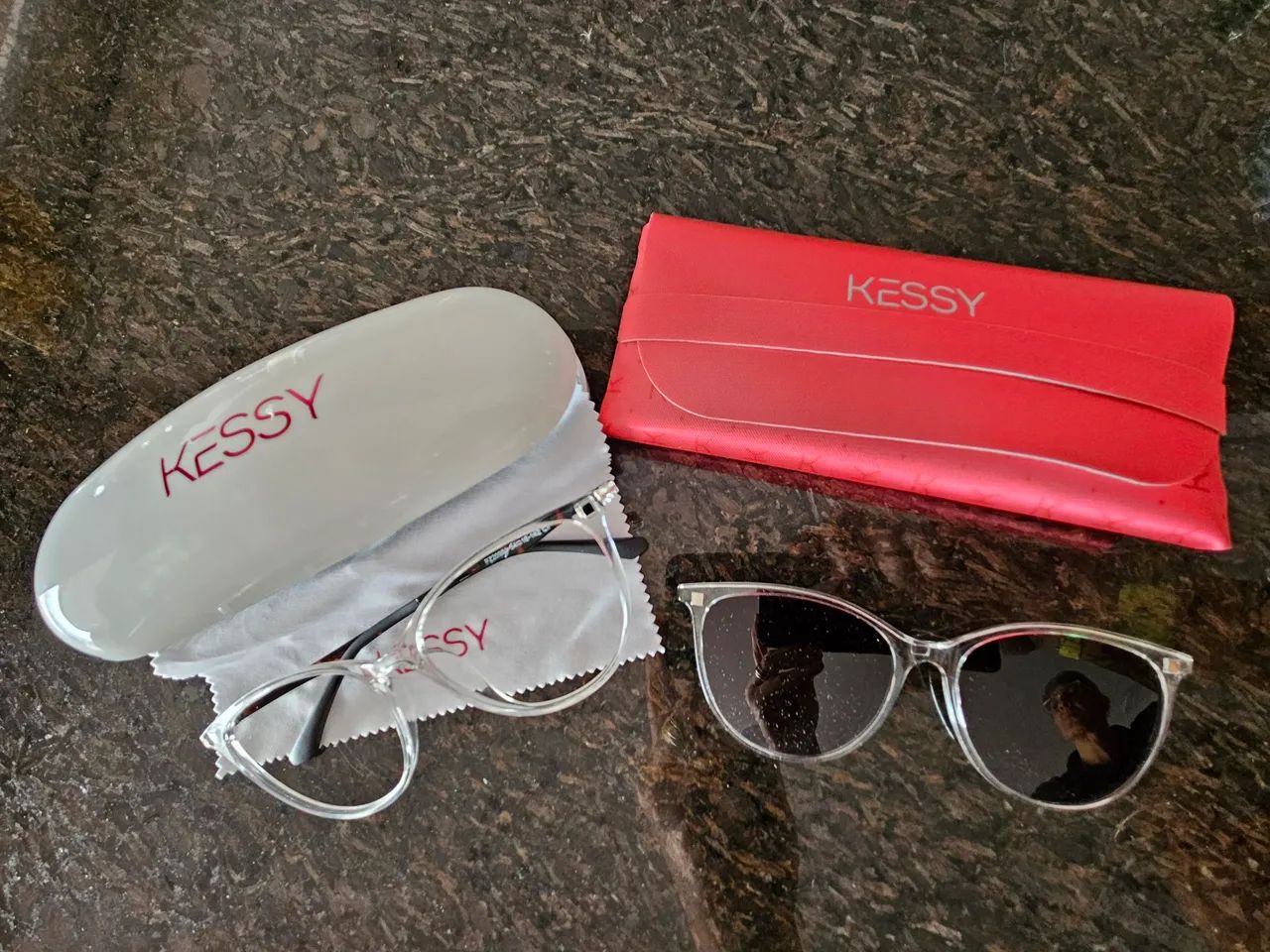 Armação para óculos de grau 2 em 1 feminino Kessy